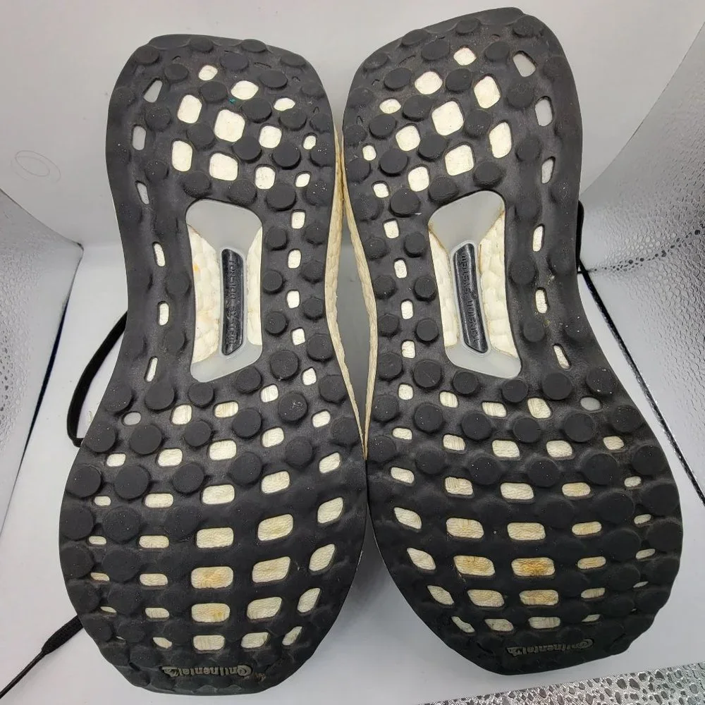 Adidas UltraBoost 4.0 DNA Womens 6 Black Running Shoes Primeblue - FV9123